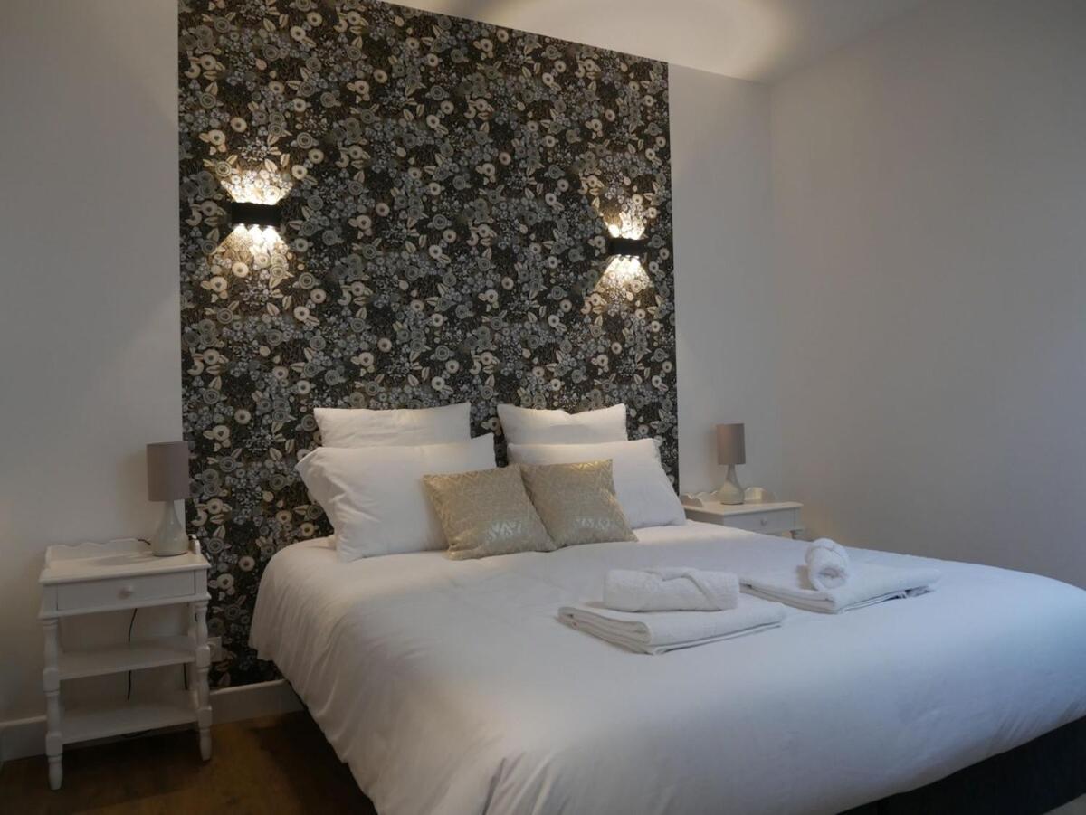 Le Familia Apartment Guer Luaran gambar